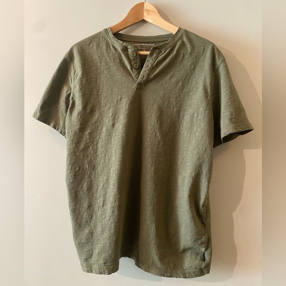 Lucky Brand Men's Short Sleeve Olive Tee